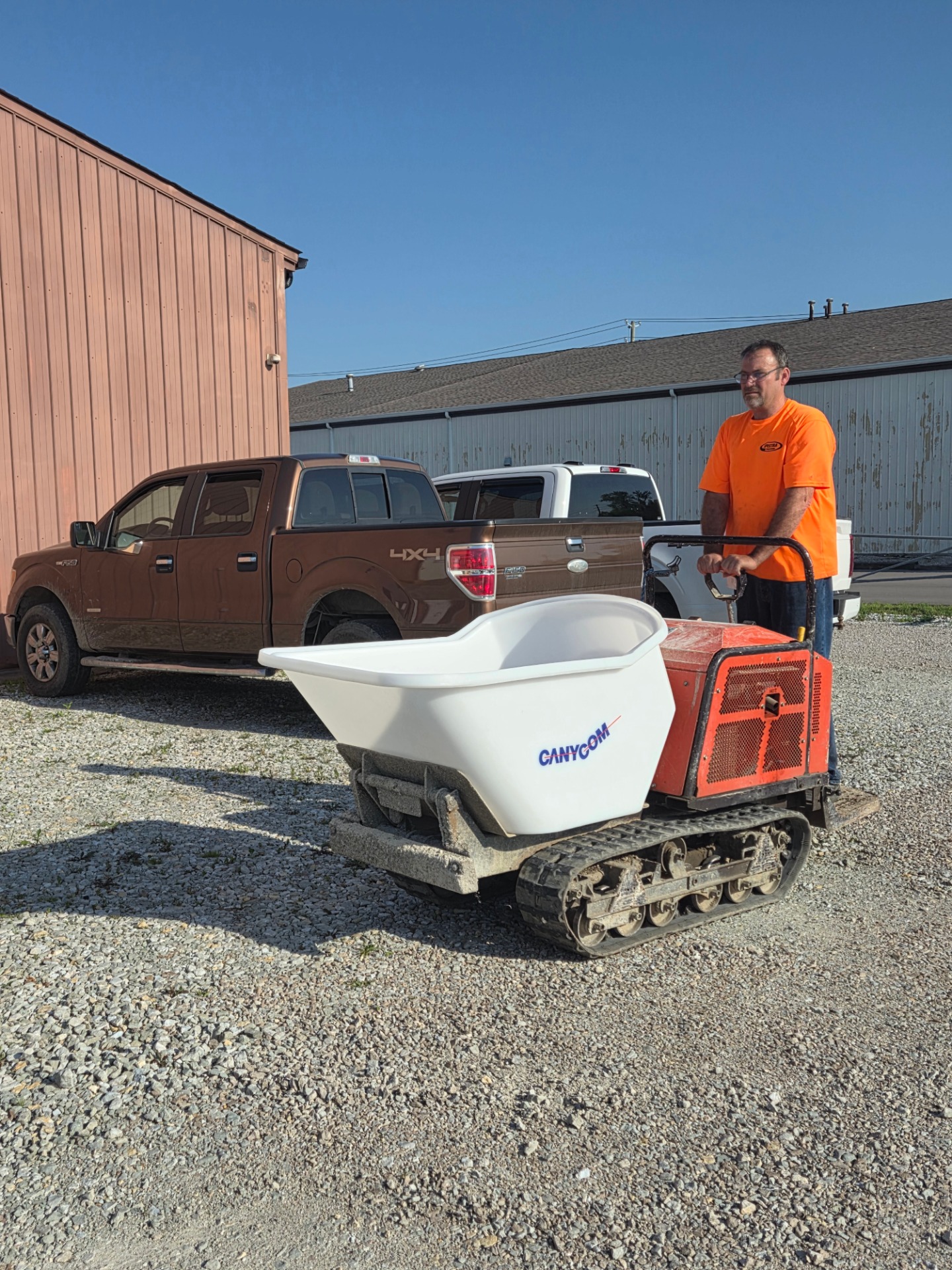 Expert Small Engine Service From generators and water pumps to concrete saws and compactors, we service the equipment you rely on every day.